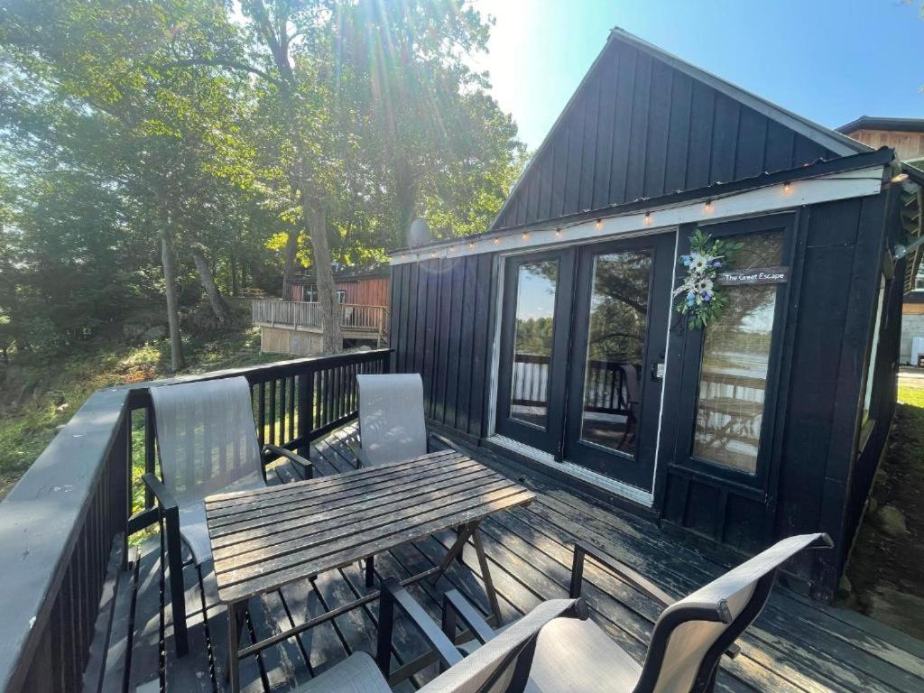 Muskoka Escape Hotel Port Carling Kültér fotó